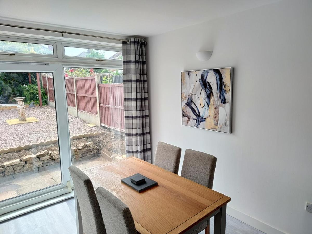 Wavertree Drive 3 Bed Contractor Home In Λέστερ Εξωτερικό φωτογραφία