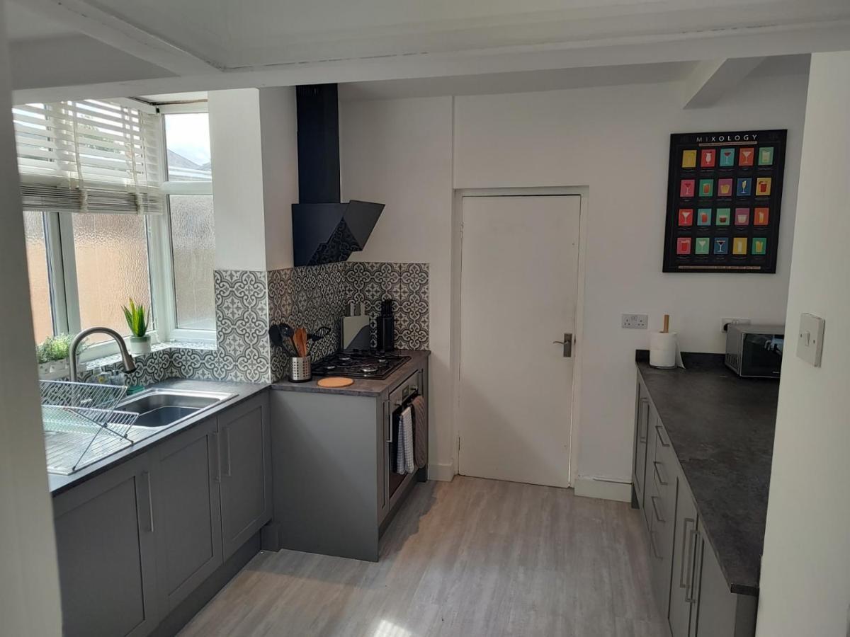 Wavertree Drive 3 Bed Contractor Home In Λέστερ Εξωτερικό φωτογραφία